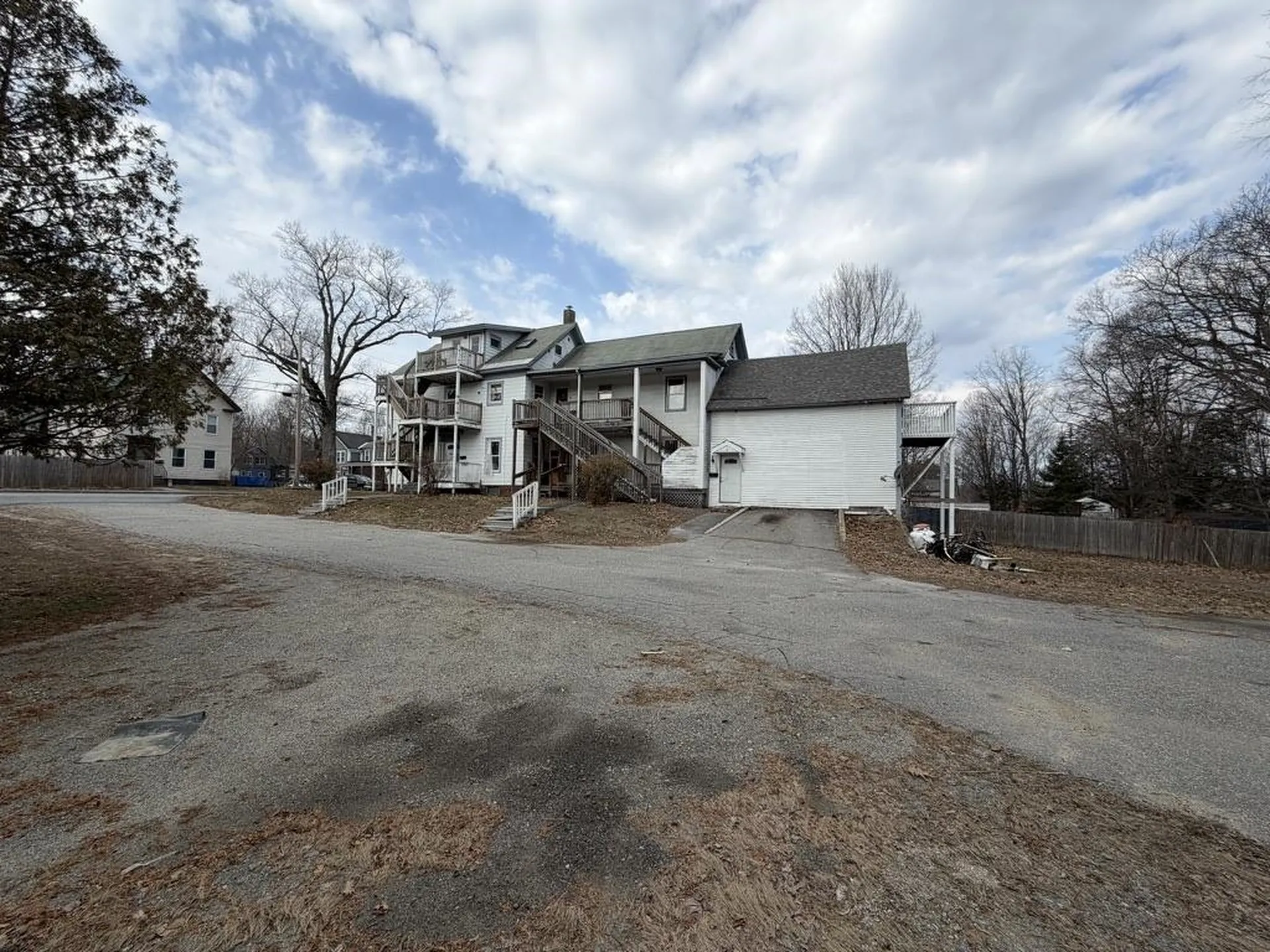 28 East Street Claremont NH 03743