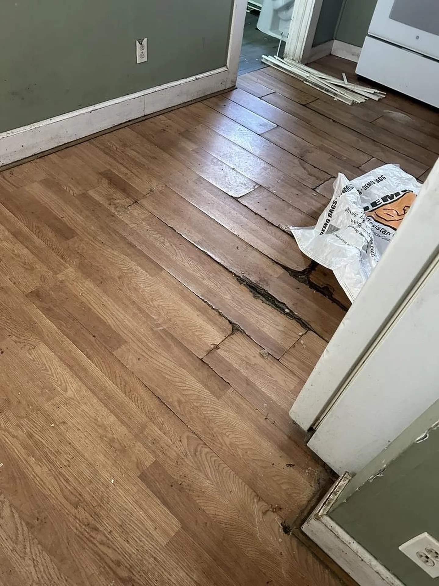 28 East Street Claremont NH 03743