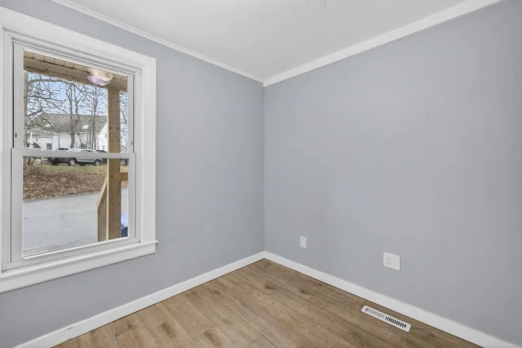 126 Lafayette Street Claremont NH 03743