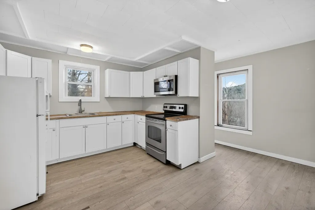 126 Lafayette Street Claremont NH 03743