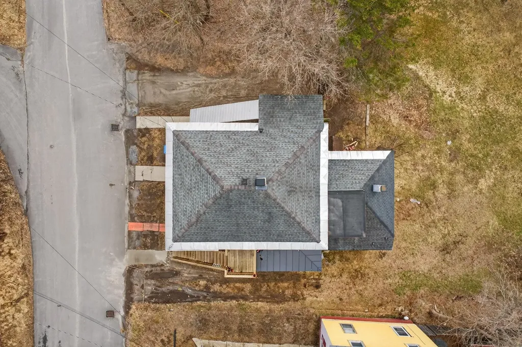 126 Lafayette Street Claremont NH 03743