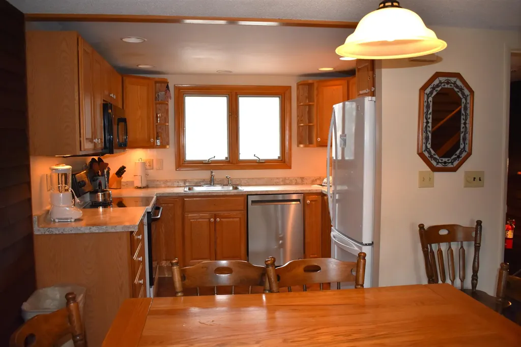 32 Mountain View Drive Cambridge VT 05464