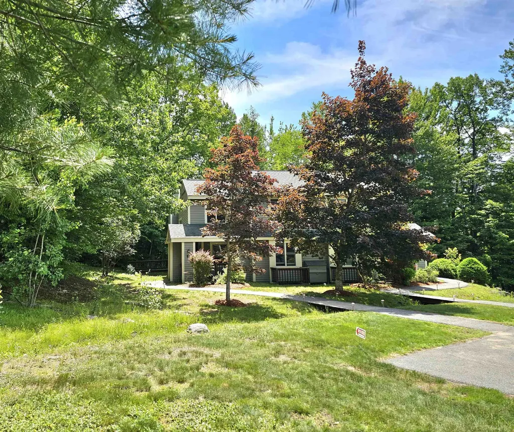 16 Hillside Circle Lincoln NH 03251