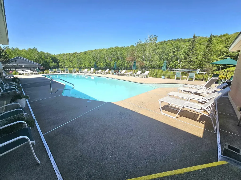 16 Hillside Circle Lincoln NH 03251