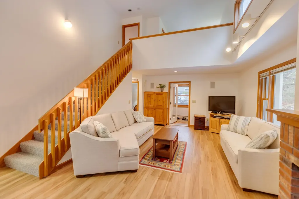 16 Hillside Circle Lincoln NH 03251