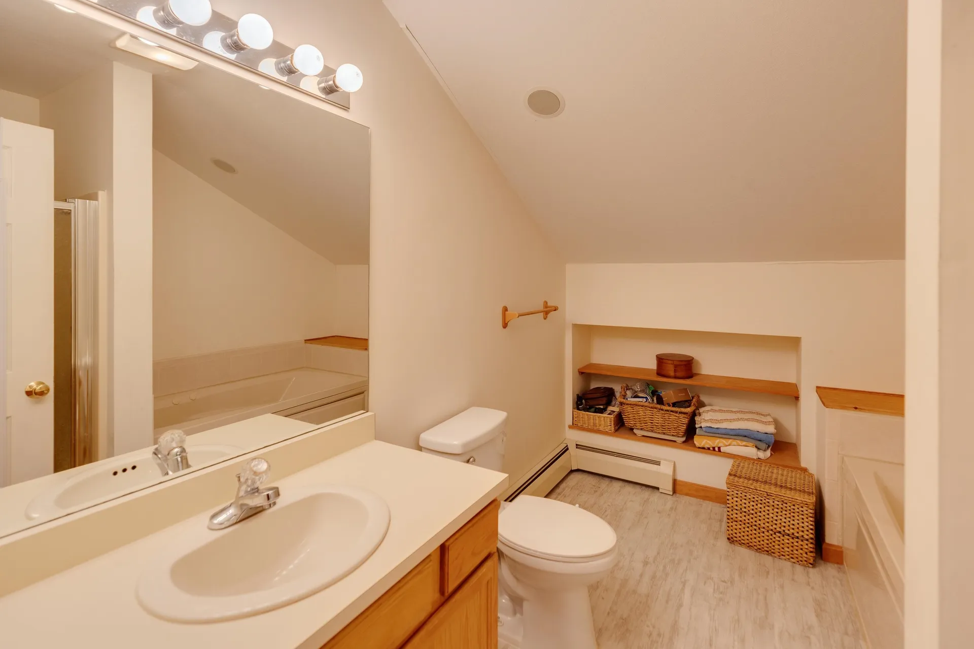 16 Hillside Circle Lincoln NH 03251