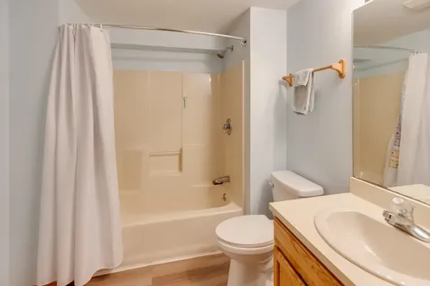16 Hillside Circle Lincoln NH 03251