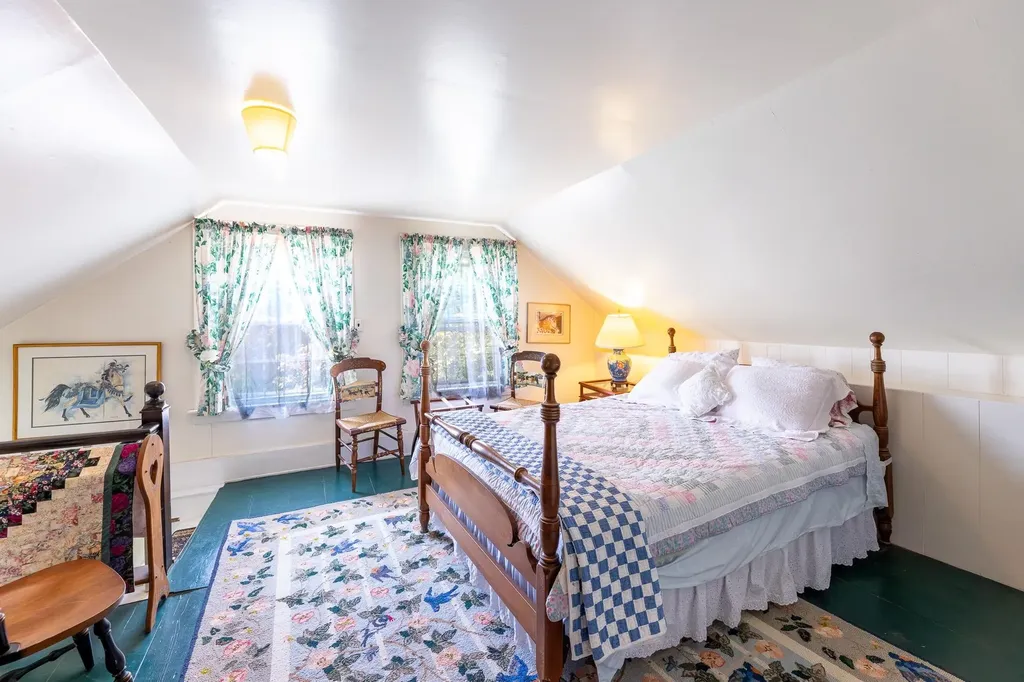 303 Woodbury Road Springfield VT 05156