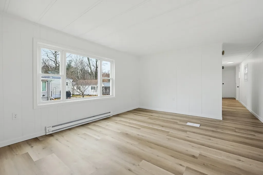 5 Cottonwood Lane Merrimack NH 03054