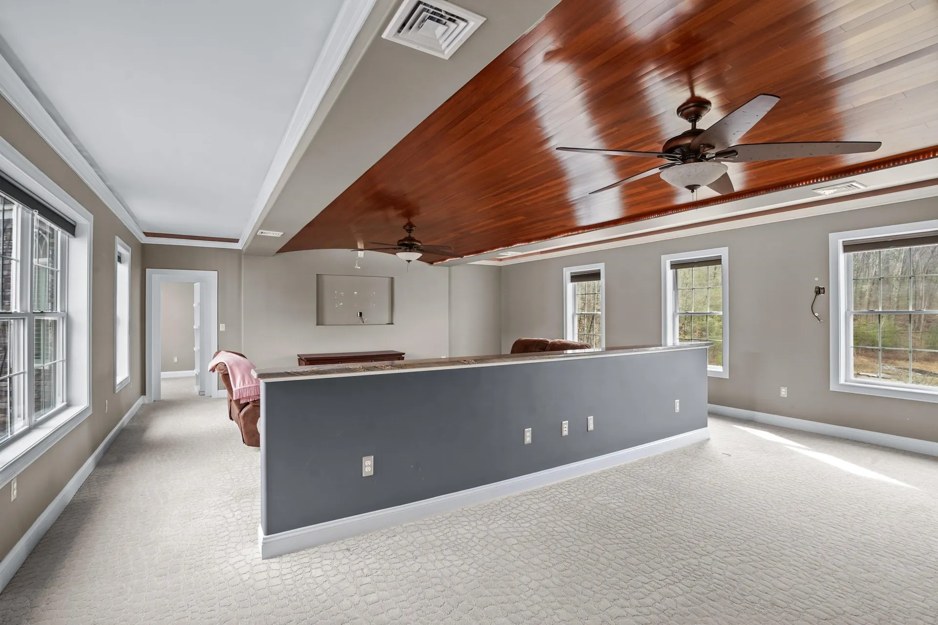 10 Woodland Drive Hudson NH 03051