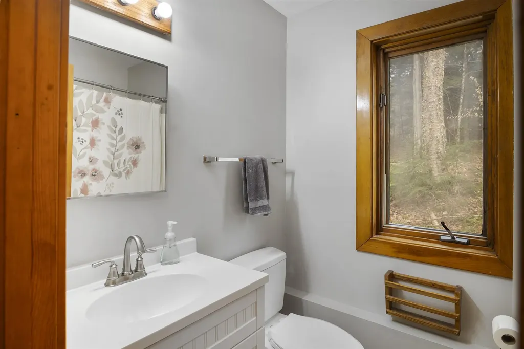 371 Maplewood Common Moretown VT 05660-9199
