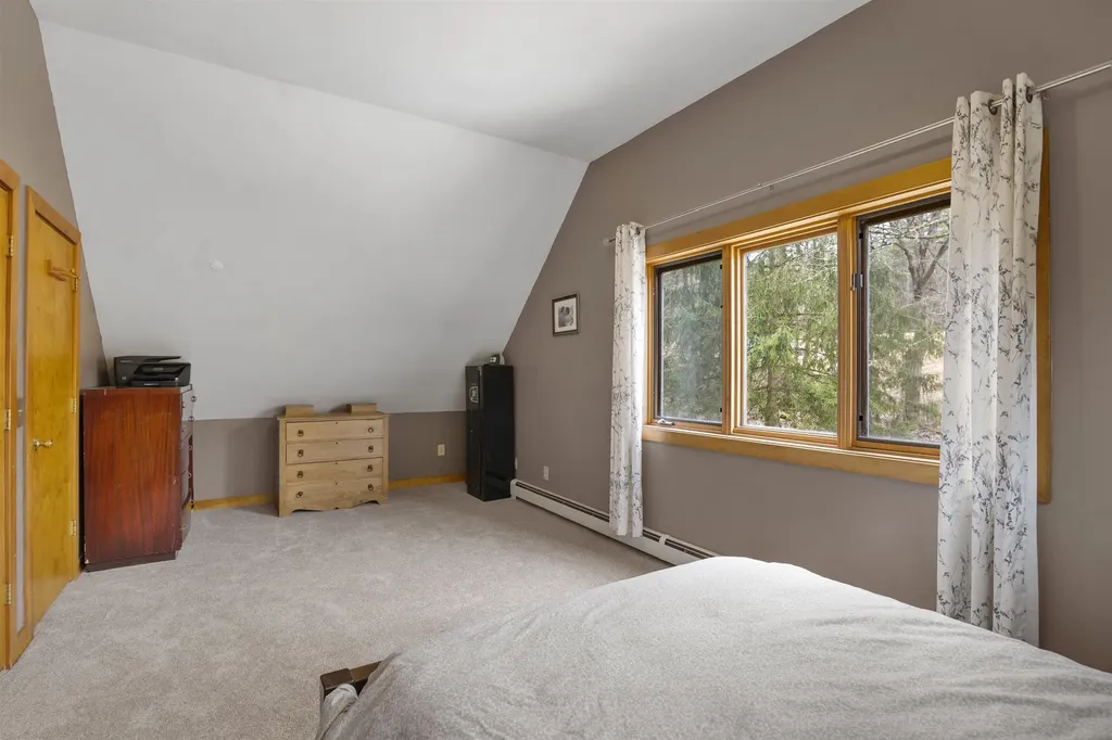 371 Maplewood Common Moretown VT 05660-9199