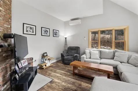 371 Maplewood Commons Moretown VT 05660-9199