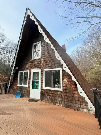 21 Hoadley Road Belmont NH 03220