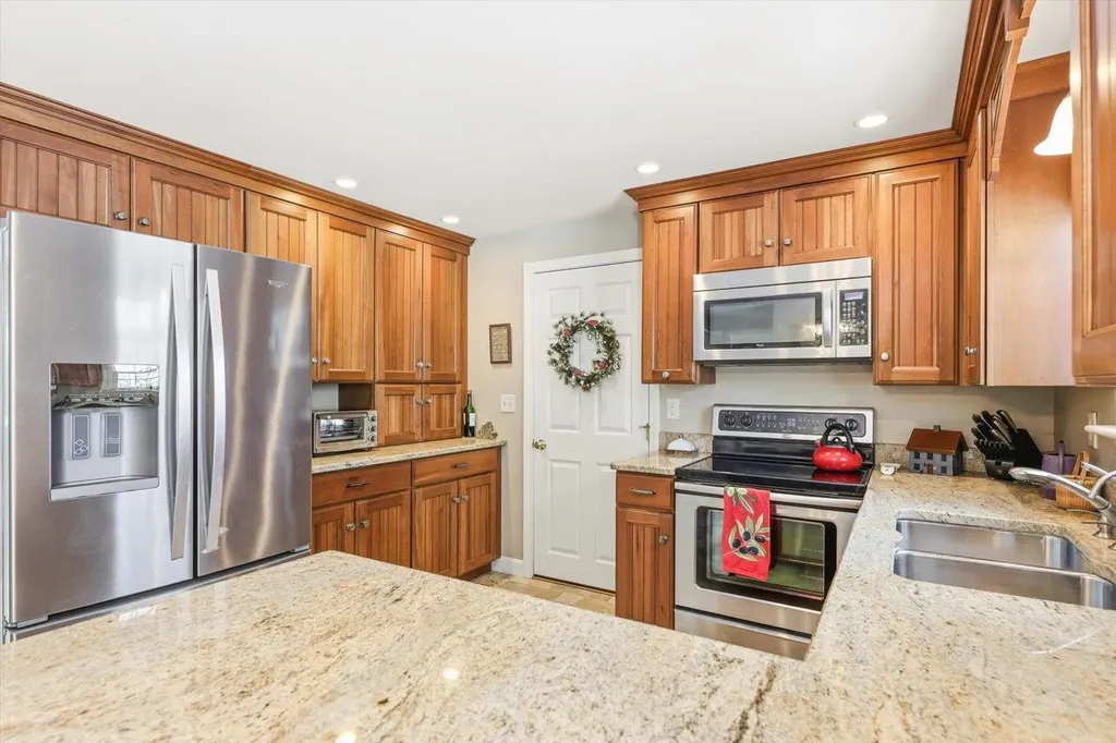65 Currier Avenue Peterborough NH 03458