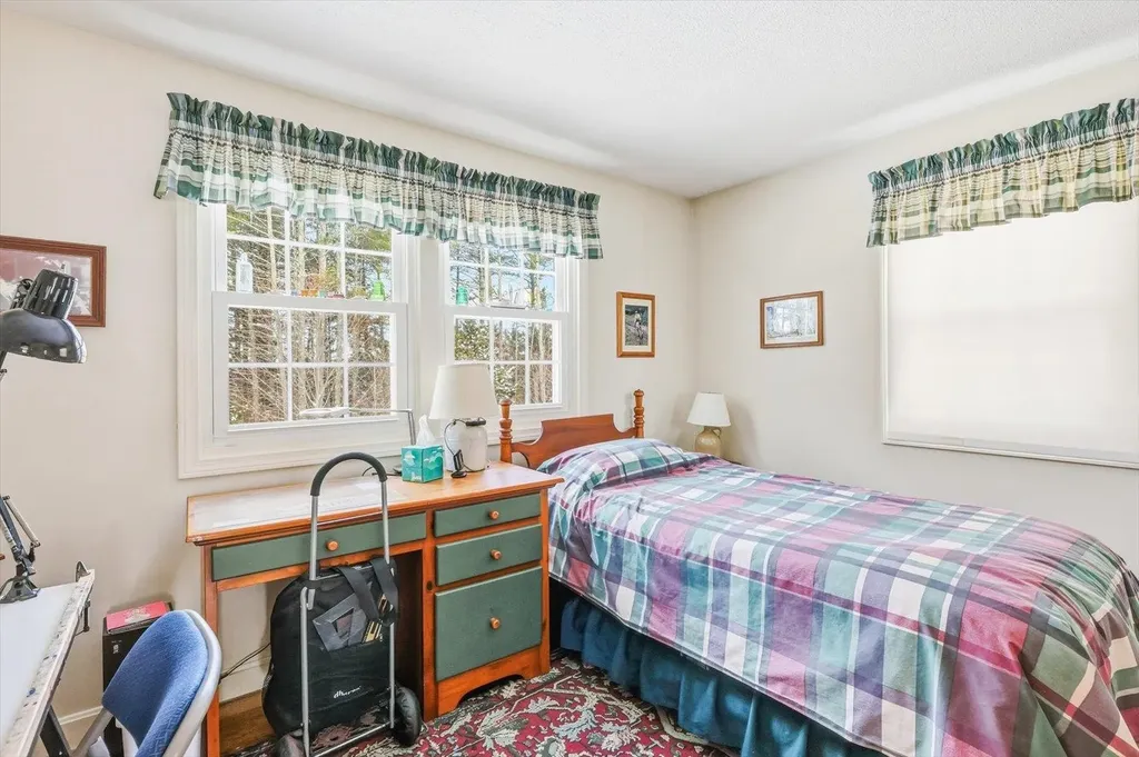 65 Currier Avenue Peterborough NH 03458