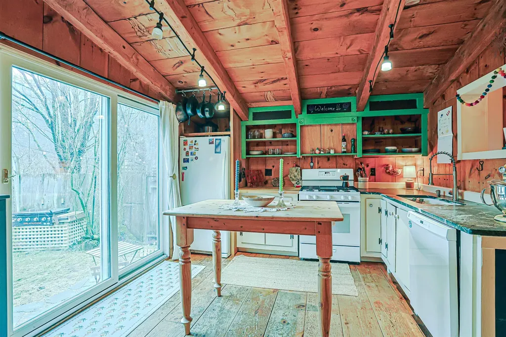 60 Wilder Street Peterborough NH 03458