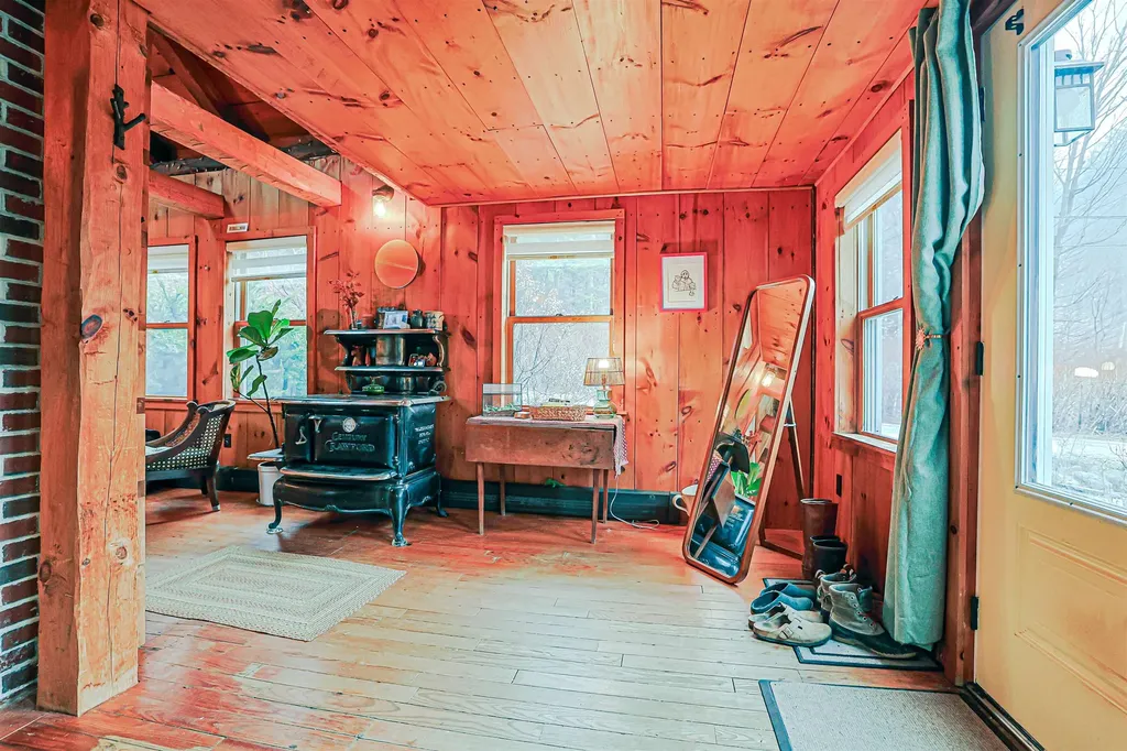 60 Wilder Street Peterborough NH 03458