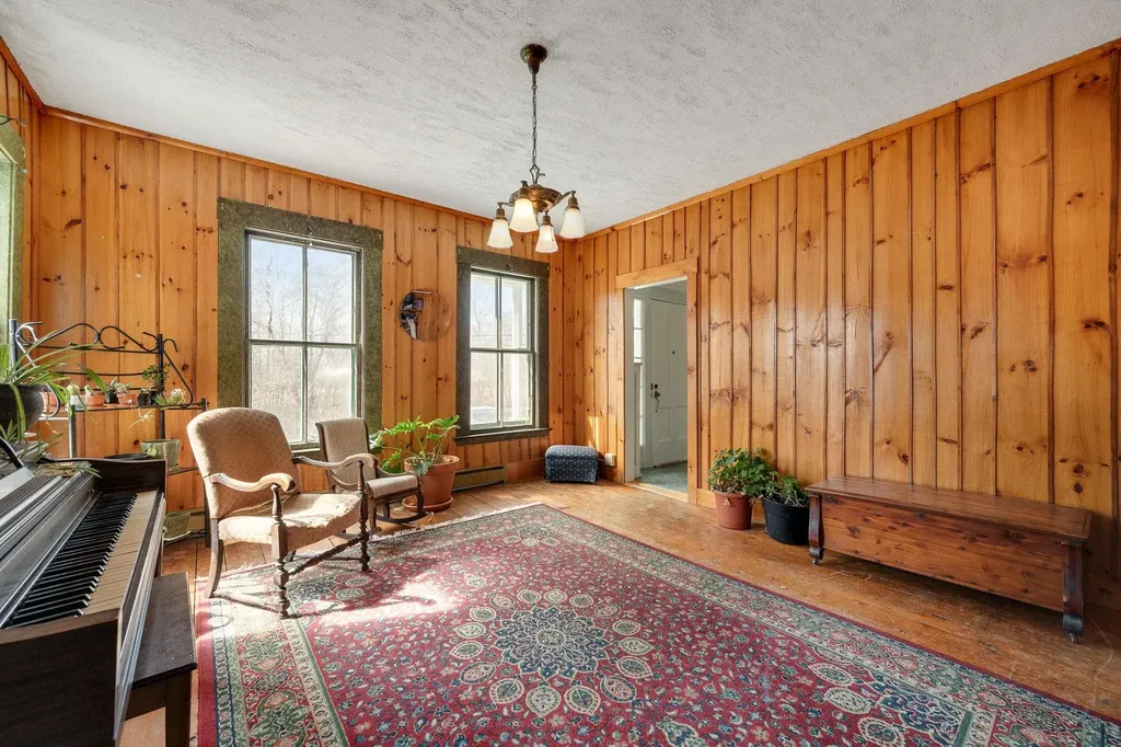 546 Anderson Road Barre Town VT 05641