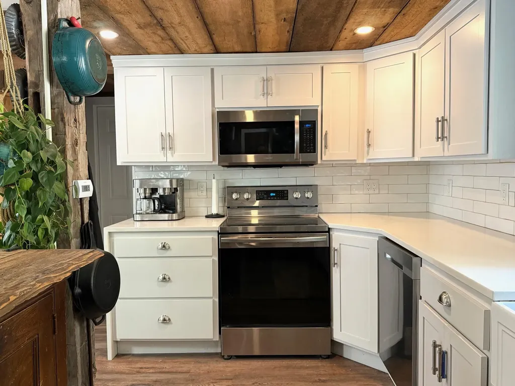 1829 West Jamaica Road Jamaica VT 05343