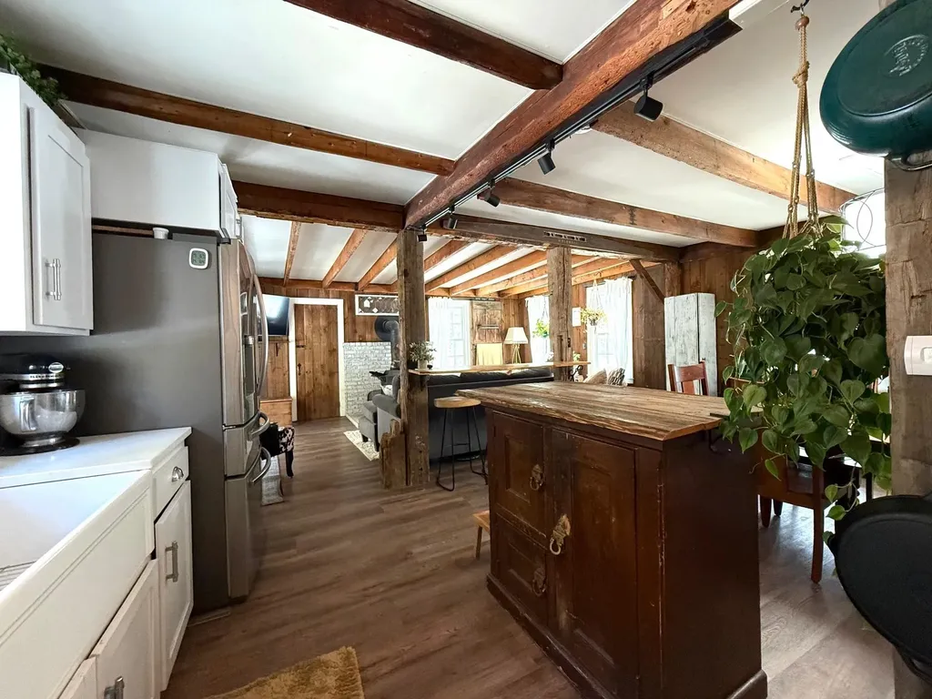 1829 West Jamaica Road Jamaica VT 05343