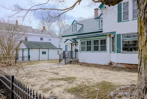 38 Howard Street Keene NH 03431