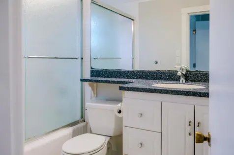 38 Howard Street Keene NH 03431