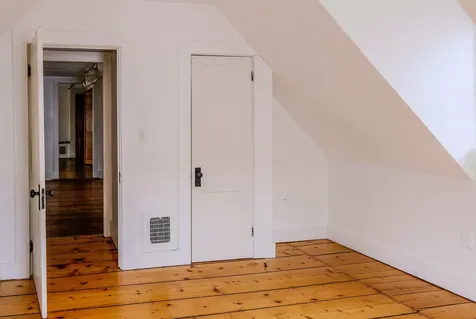 38 Howard Street Keene NH 03431