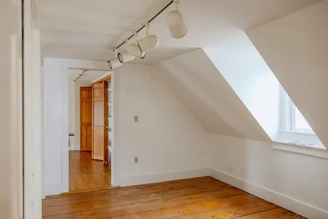 38 Howard Street Keene NH 03431