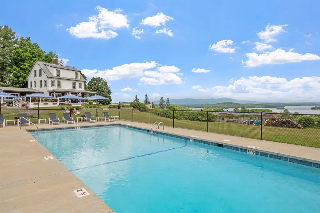 291 N Endicott Street Laconia NH 03246