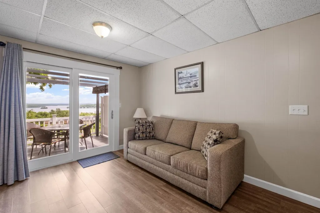 291 N Endicott Street Laconia NH 03246