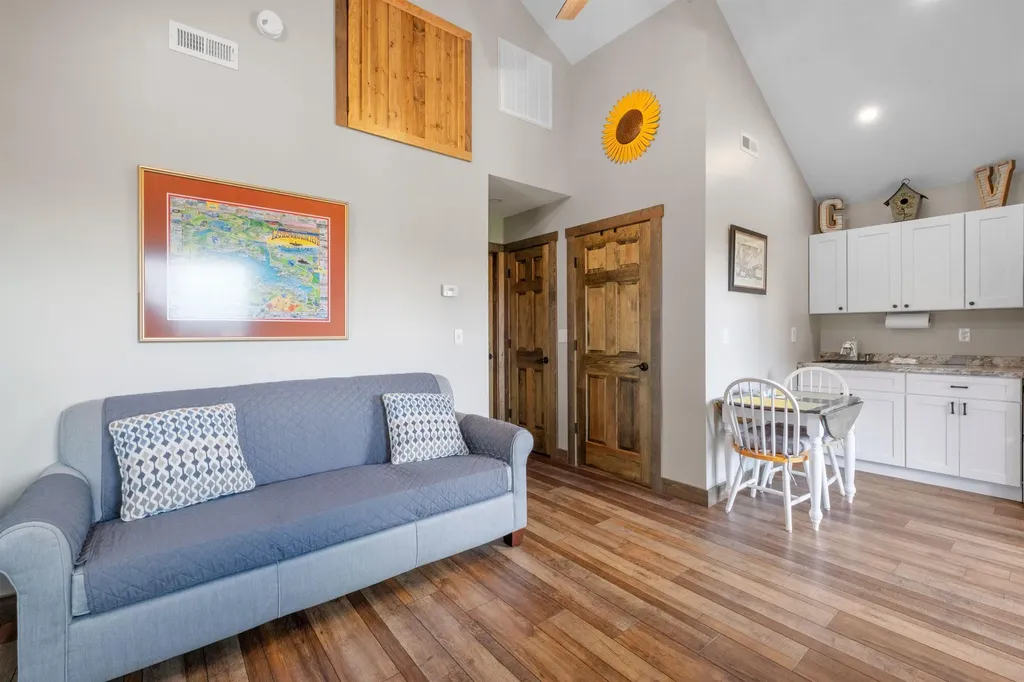 291 N Endicott Street Laconia NH 03246