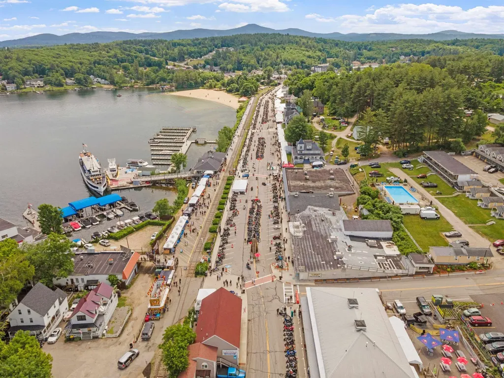 291 N Endicott Street Laconia NH 03246