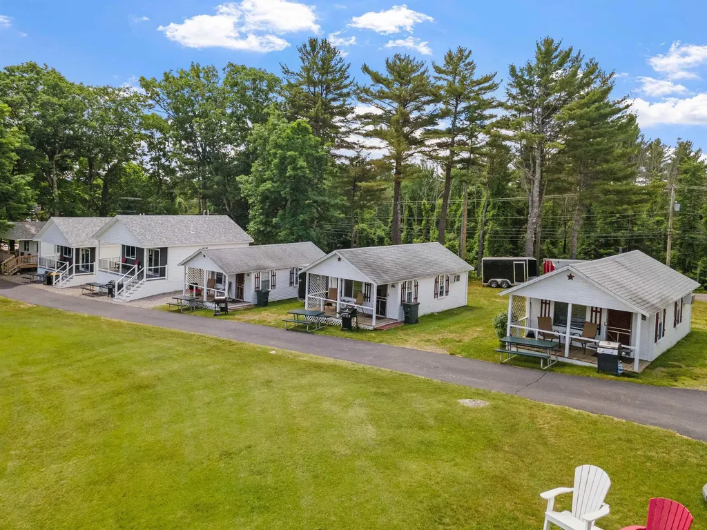 291 N Endicott Street Laconia NH 03246