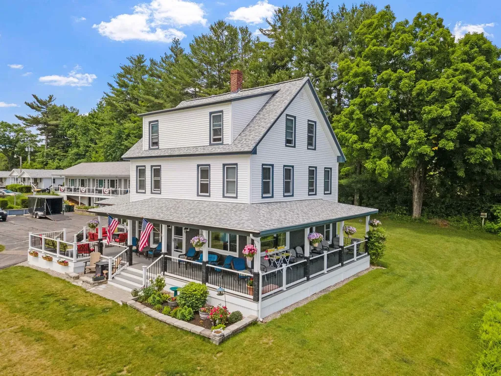 291 N Endicott Street Laconia NH 03246