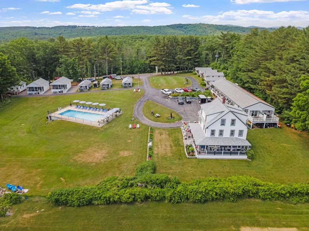 291 N Endicott Street Laconia NH 03246
