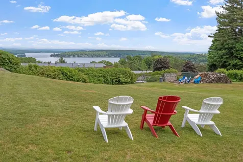 291 N Endicott Street Laconia NH 03246