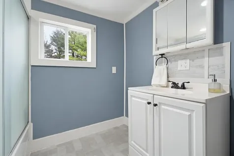 12 Acre Street Raymond NH 03077