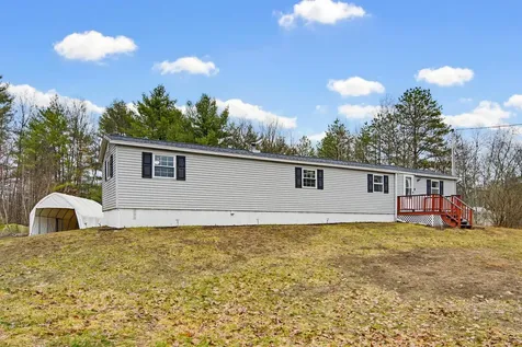 12 Acre Street Raymond NH 03077