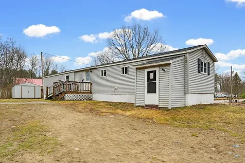 12 Acre Street Raymond NH 03077
