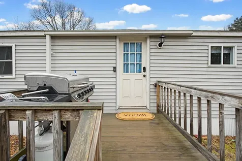 12 Acre Street Raymond NH 03077