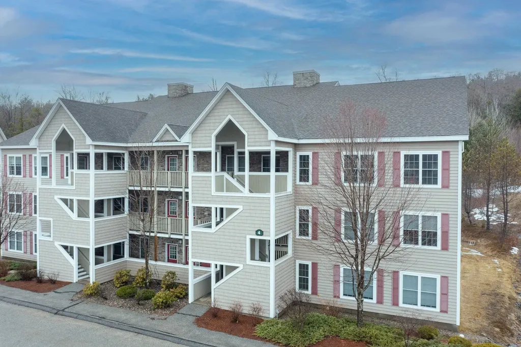 4 Twin Tip Terrace Lincoln NH 03251