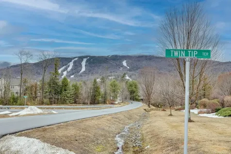 4 Twin Tip Terrace Lincoln NH 03251
