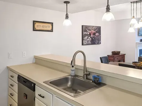 70 Mountains Edge Road West Windsor VT 05037