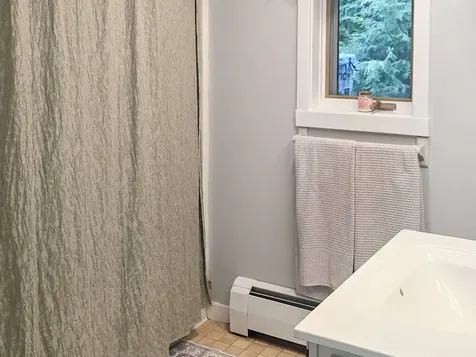 70 Mountains Edge Road West Windsor VT 05037