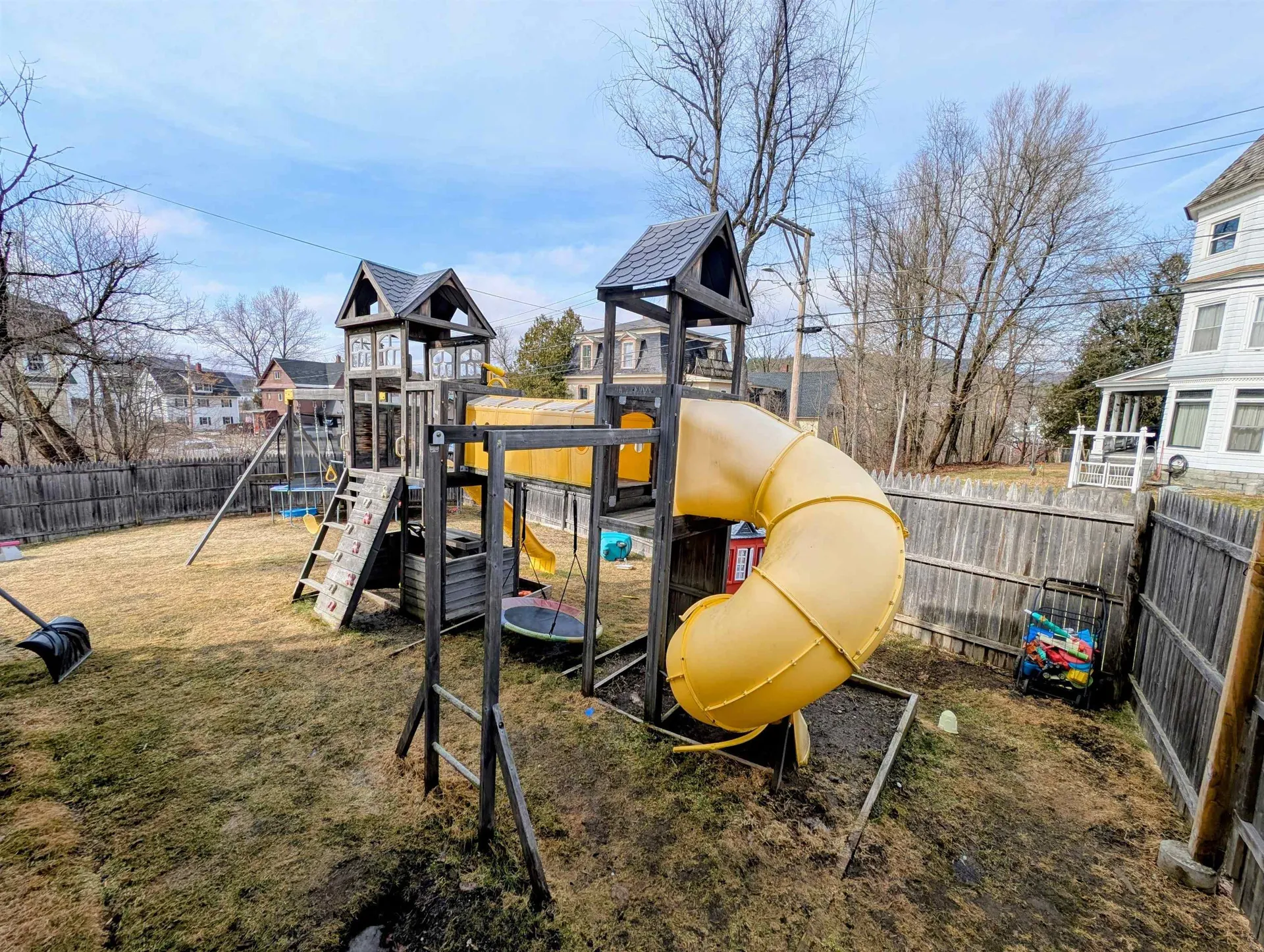 48 Grove Street Littleton NH 03561