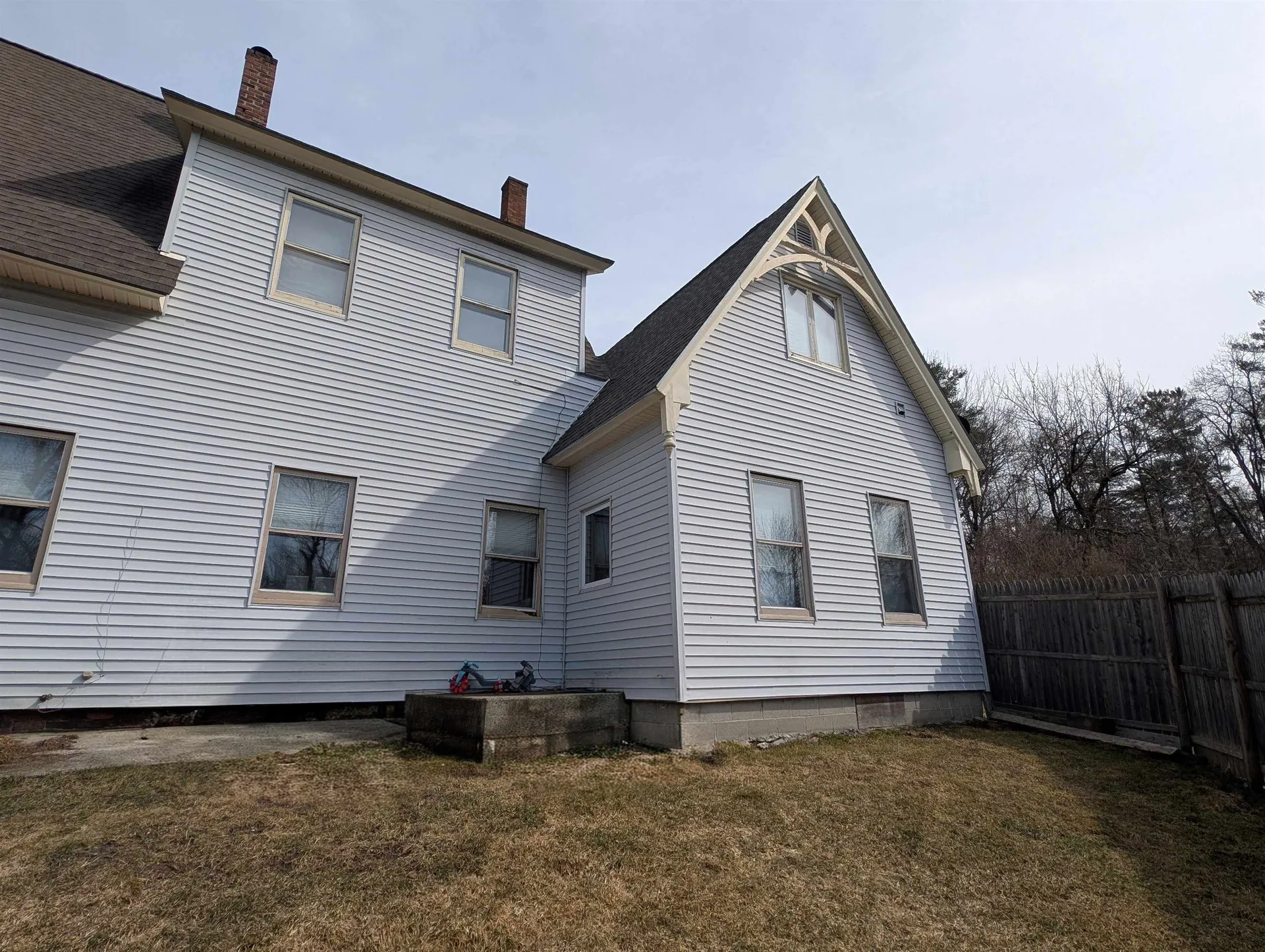 48 Grove Street Littleton NH 03561