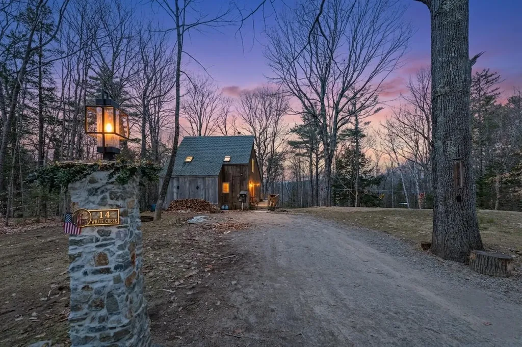 14 Webster Court Campton NH 03223