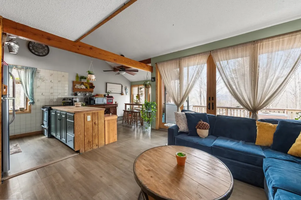 14 Webster Court Campton NH 03223