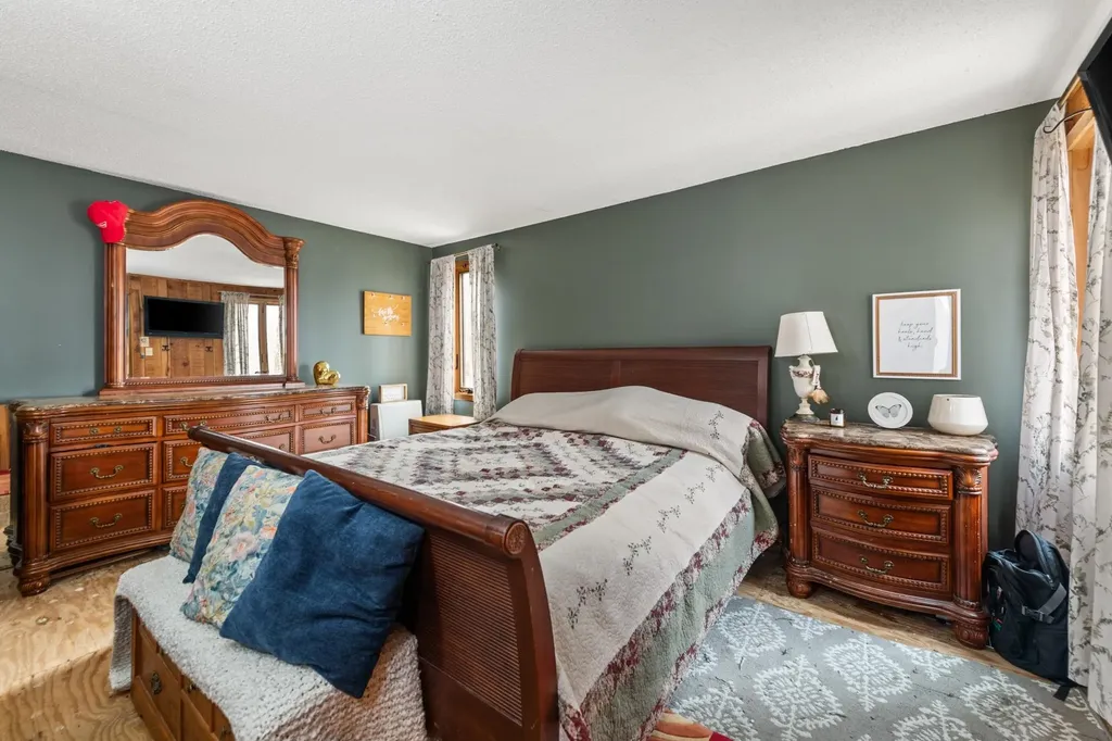 14 Webster Court Campton NH 03223